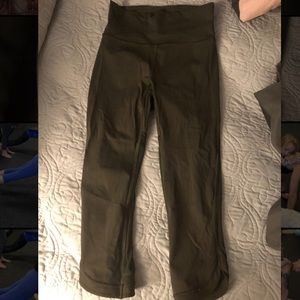Lululemon crop leggings - olive green size 6